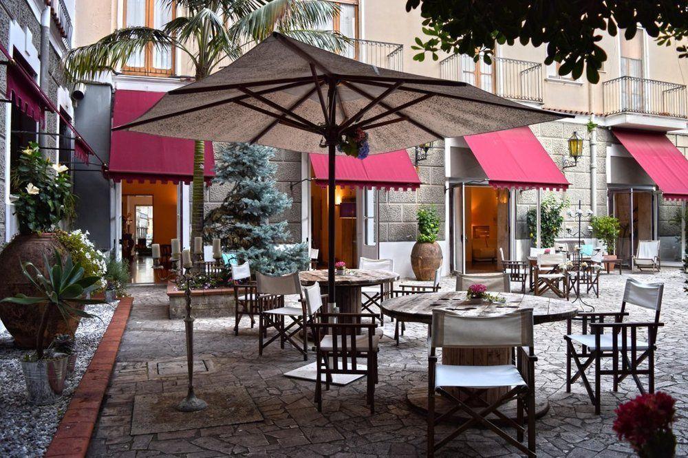 Hotel Victoria Maiorino Cava deʼ Tirreni Екстериор снимка