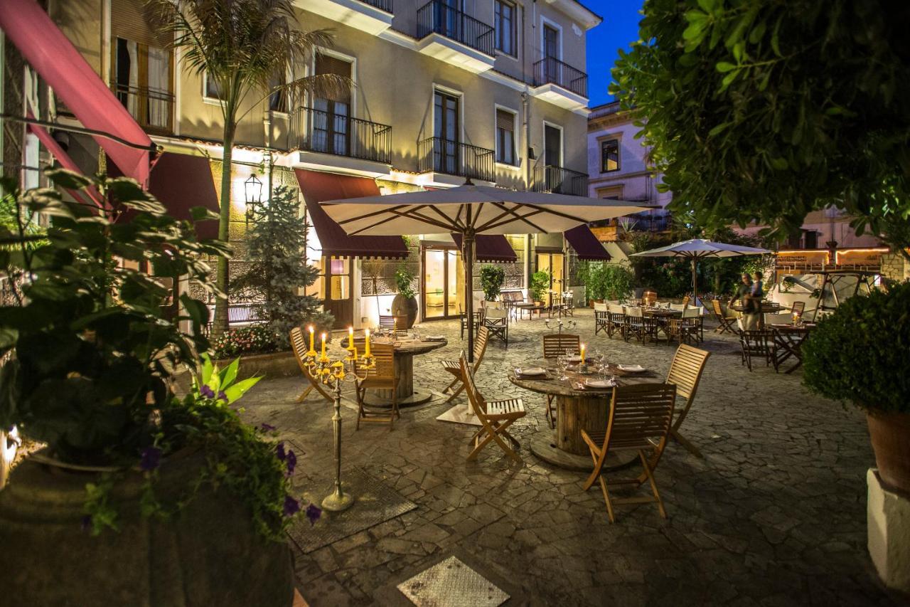 Hotel Victoria Maiorino Cava deʼ Tirreni Екстериор снимка